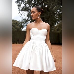 Meshki Hollie dress size medium